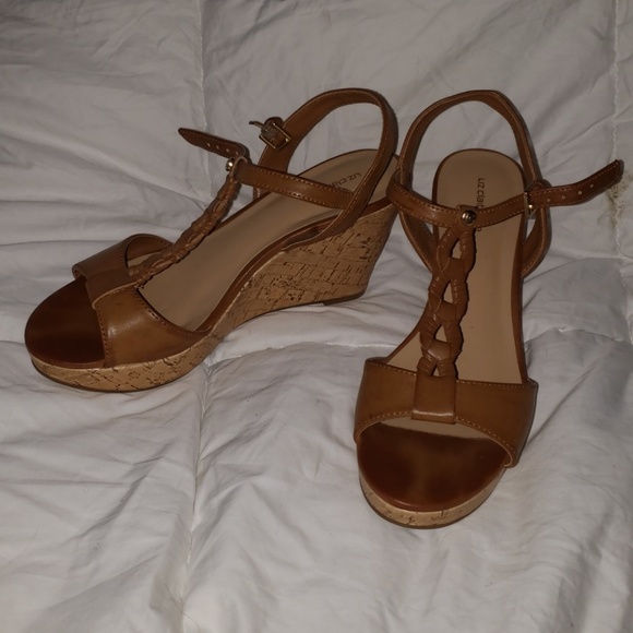Liz Claiborne Wedges - Picture 1 of 2
